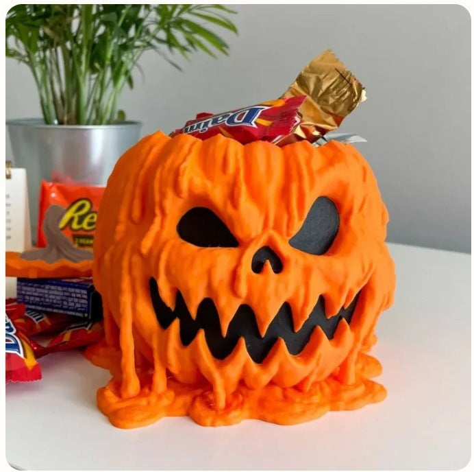 Melting Halloween Pumpkin Candy Bowl – Resin Handicraft for Trick-or-Treaters