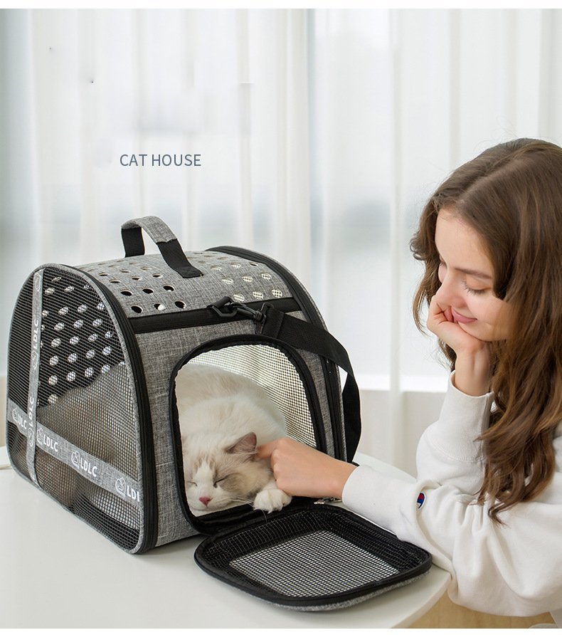 One-Shoulder Cat Bag – Includes Litter Storage for Travel