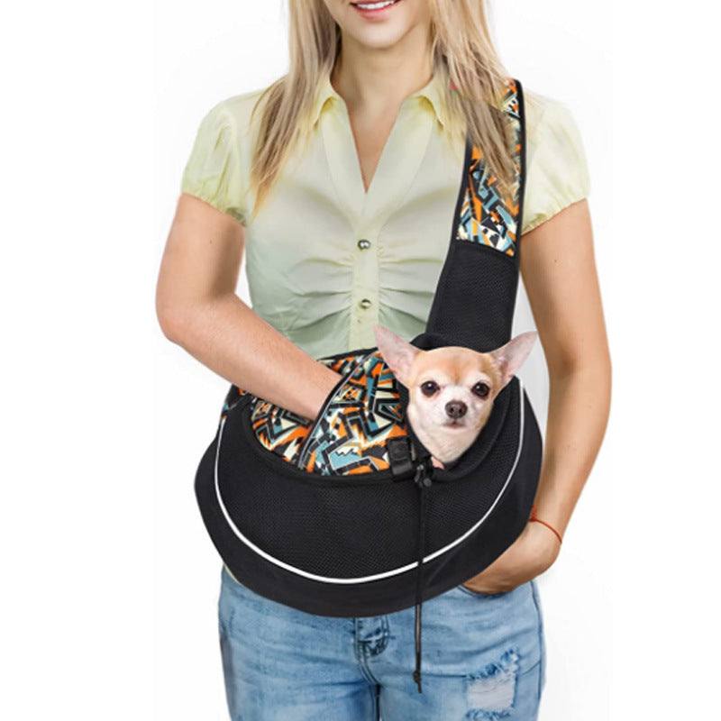 Outdoor Crossbody Pet Carrier – Women’s Bag for Dogs and Cats